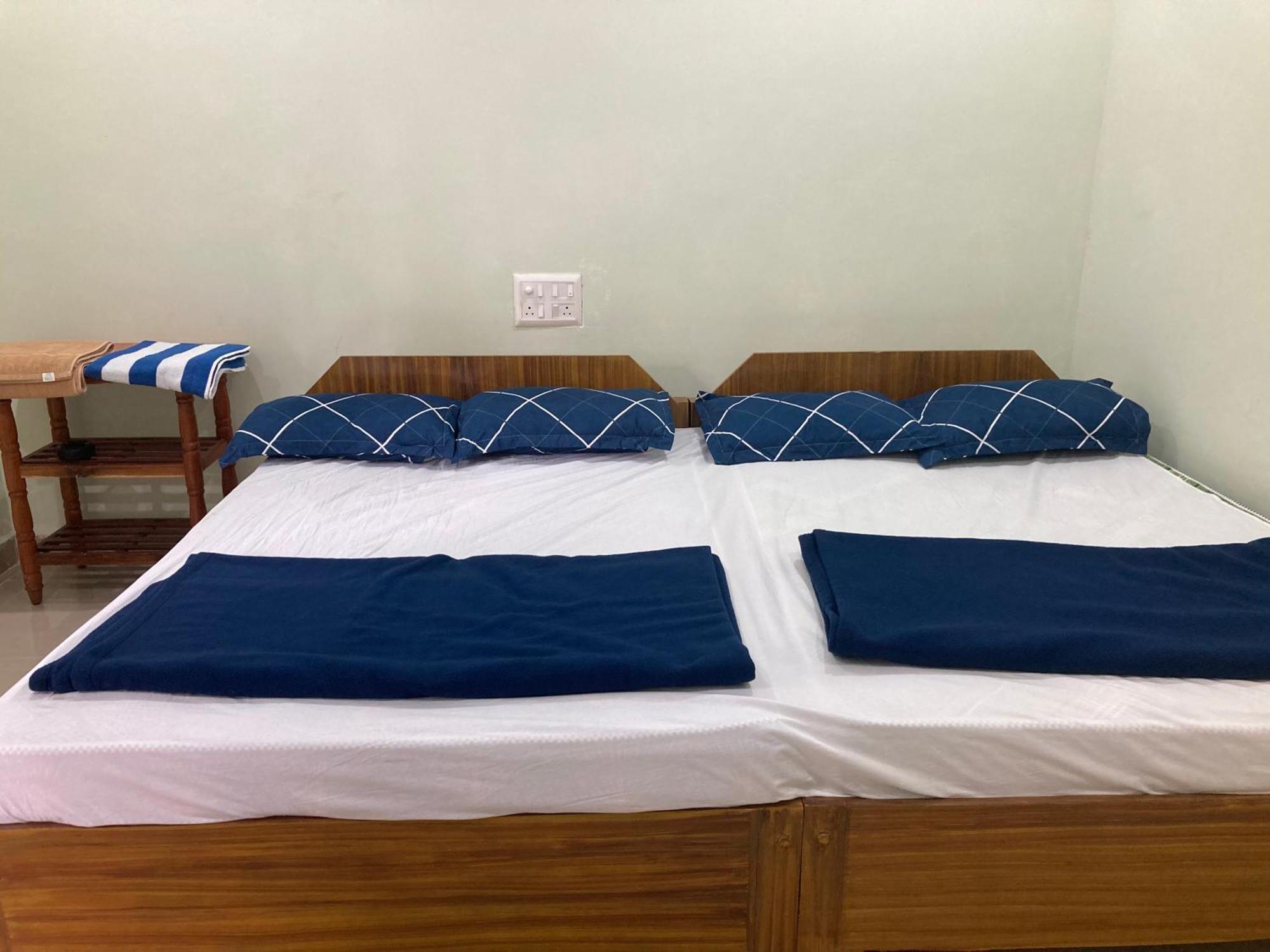 Oceanic Stay And Restaurant Gokarna Gokarna  Dış mekan fotoğraf