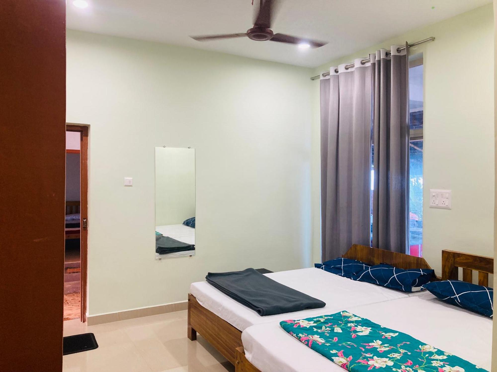 Oceanic Stay And Restaurant Gokarna Gokarna  Dış mekan fotoğraf